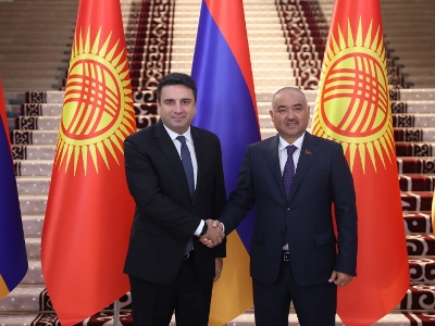 Ալեն Սիմոնյանը Ղրղզստանի խորհրդարանի նախագահի հետ քննարկել է հայ գերիներին առնչվող հարցեր