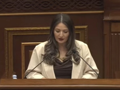 ՔՊ–ն նոր պատգամավոր ունի. Էսթեր Այվազյանը երդմամբ ստանձնեց պատգամավորի մանդատը