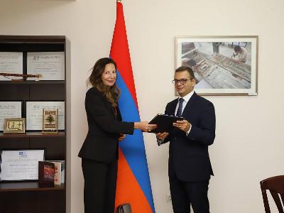 ՄԱԿ Պարենի համաշխարհային ծրագրի նորանշանակ տնօրենը հավատարմագրերի պատճենն է հանձնել ԱԳ նախարարի տեղակալին
