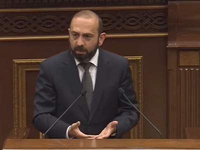 Ոչ մեկին մի հավատացեք, այդ թվում ինձ. բացեք ու կարդացեք այն, ինչ ստորագրված ու հրապարակված է. Միրզոյան