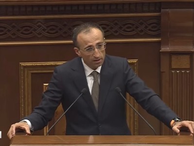Լեռնային Ղարաբաղից բռնի տեղահանվածների համար նոր ծրագրեր կիրականացվեն. նախարար