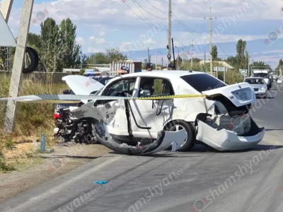Արարատի Զորակ գյուղում բախվել են Nissan-ն ու Audi-ն․ վերջինս կոտրել է գազատարը. 5 գյուղ գազազրկվել է