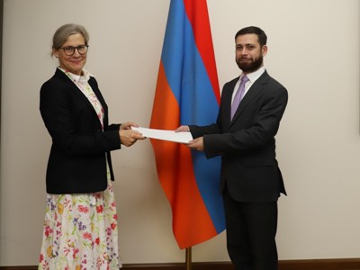 Շվեդիայի Թագավորության նորանշանակ դեսպանն իր հավատարմագրերի պատճենն է հանձնել ՀՀ ԱԳ նախարարի տեղակալին