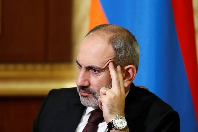 «Իրավունք». Նիկոլը պատրաստվում է ազատվել ոչ լիովին վստահելի թիմակիցներից