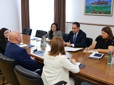 ՏԿԵ նախարարն ու Արա Նաջարյանն անդրադարձել են Կապան - Գլենդել և Գյումրի - Գլենդել միջքաղաքային համագործակցություններին