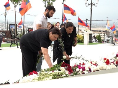 Жена погибшего: Могила моего мужа в Арцахе, мы даже не успели поставить надгробие