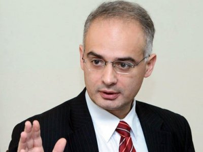 «Տո այ ազգակործան պատուհաս». Զուրաբյանի պատասխանը՝ Փաշինյանի բանավեճի առաջարկին