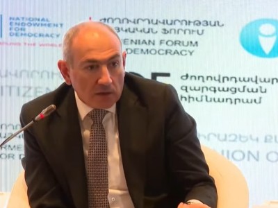 Փաշինյանը հայ հասարակությունն անվանեց Ստալին-Բրեժնև մոդելի հետևորդ, իսկ կառավարությունը՝ ժողովրդավարության կրող