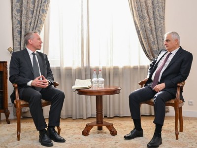 Մհեր Գրիգորյանն ու Ալեքսանդր Թիմանը քննարկել են ԱՄՀ 3-ամյա Պահուստային ծրագրում ընդգրկված միջոցառումների ընթացքը