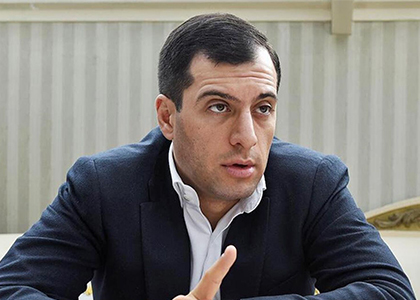 Адвокат бывшего представителя президента Арцаха не верит, что он совершил суицид