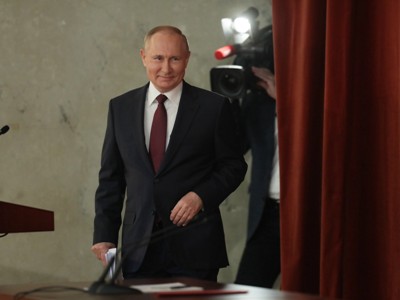 Президент России Владимир Путин прибыл на Глобальный атомный форум: там же находится Пашинян