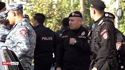 Փարաքարի համայնքապետի սպանության գործով 2-րդ անձն է ձերբակալվել. ինչ է կատարվում Մերձավանում (ուղիղ)