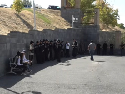 Relatives of soldiers missing in 2020 war staging protest outside Armenia MoD