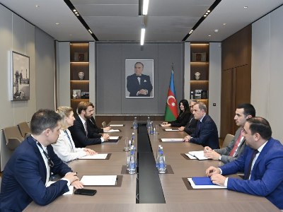 Բայրամովը Պետքարտուղարության ներկայացուցչի հետ քննարկել է Հայաստանի հետ հարաբերությունների կարգավորման հարցը