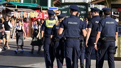 Bild: Explosions, shootings occur in Munich