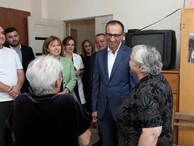 Մեր քաղաքականության հիմքում ավագ սերնդի ներկայացուցիչների արժանապատիվ ծերությունը ապահովելն է. Արսեն Թորոսյան