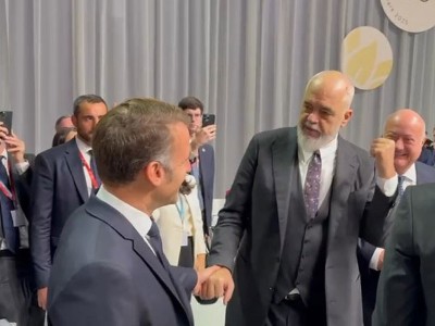 Albanian premier jokes with France’s Macron: You should also congratulate Azerbaijan and Albania