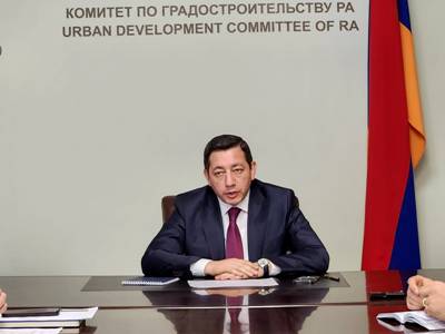 Փաշինյանը Քաղաքաշինության կոմիտեի նախագահ Եղիազար Վարդանյանին 12 օրով արձակուրդ է ուղարկել