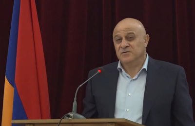 Onik Hakhverdyan elected new mayor of Armenia’s Parakar community