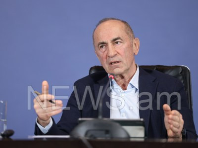 Քոչարյանը կրկին մերժել է Լևոն Տեր-Պետրոսյանի գաղափարը և հայտարարել խորհրդարանական ընտրություններին մասնակցելու մասին