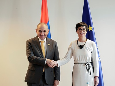Significant progress recorded on Armenia-EU visa liberalization, say Nikol Pashinyan and Marta Kos