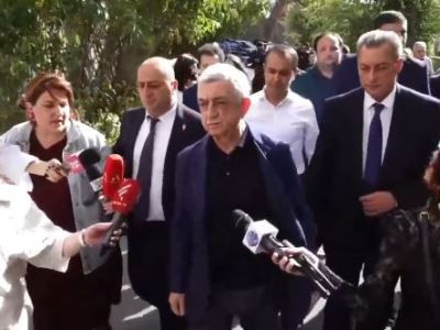 Մարդիկ կարող են բաժակ նայել և ենթադրություններ անել․ Սերժ Սարգսյանը՝ իր և Արման Թաթոյանի հնարավոր կապի մասին