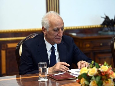 Վահագն Խաչատուրյանը մի շարք օրենքներ է ստորագրել