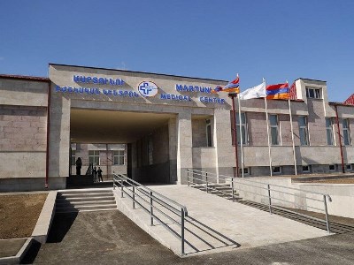 Մարտունու ԲԿ-ի բժիշկները նախարարին պատմել են տնօրենի ապօրինությունների մասին, բայց ոչինչ չի փոխվել. Անուշ Պողոսյան