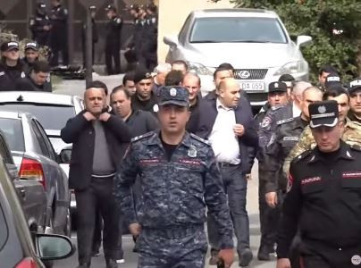 Ինչու են Գյումրի ժամանել ոստիկանության բարձաստիճան պաշտոնյաները