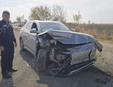 Արմավիրում բախվել են «BYD»-ն ու «Mercedes»-ը. կան վիրավորներ