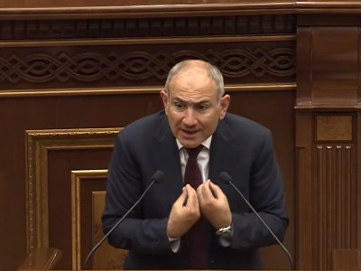 Մեկը ԿԳԲ–ի գործակալա, մյուսը քահանաներին ձեռ–մեռա գցում, կատարյալ լռություն. Փաշինյանը՝ հոգևորականների մասին