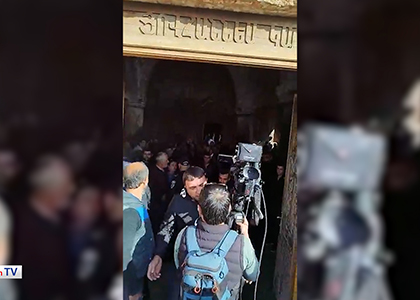 «Դուրս արի ստեղից». Լարված իրավիճակ Հովհաննավանքում. քաղաքացիներից մեկը հրեց օպերատորին