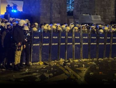 Turkey Postpones Court Hearings in Case of AFP Photographer and Other Journalists
