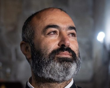Կիրակի առավոտյան 9–ին հարցաքննության է կանչվել նաեւ Տեր Վրթանեսը