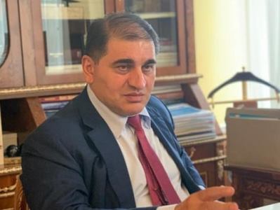 Коммерсант: В России заочно арестован Мкртич Окроян