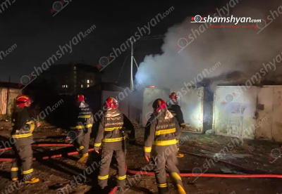Լեփսիուսի փողոցում այրվել են ավտոտնակներ. ըստ սեփականատիրոջ՝ իրեն պատճառվել է խոշոր չափի վնաս