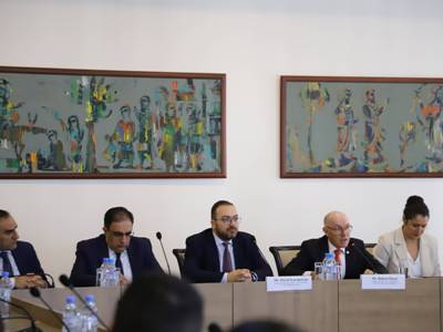Ընդգծվել են միջազգային մոնիթորինգի կարևորությունը և դրանում ՀՀ մասնակցությունը. Ֆլոյդի դասախոսությունը ԱԳՆ-ում