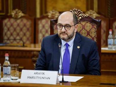 Араик Арутюнян принял делегацию Европейской службы внешних связей и Европейской комиссии