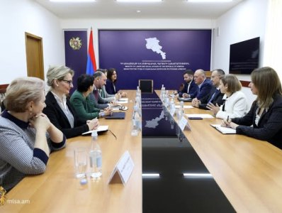 Արսեն Թորոսյանը և ՀԲ Հայաստանի գրասենյակի ղեկավարը քննարկել են կանանց տնտեսական զորեղացման հարցը