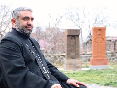 Արագածոտնի թեմում տիրում է եղբայրական, սիրո մթնոլորտ. Տեր Փառեն