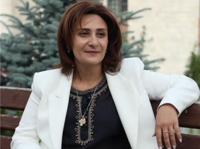 «Գուցե պարոն Ծառուկյանը ասի՝ իմ աղջիկը խարդախություն արե՞լ է». Հասմիկ Վիրաբյանը չորս ամիս տնային կալանքի տակ է