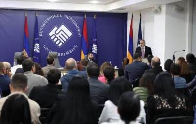 «Հրապարակ». ՔՊ–ականները չեն շտապում առաջադրվել. Ուզում են հասկանալ՝ իմաստ ունի՞, թե՞ ամեն ինչ կանխորոշված է
