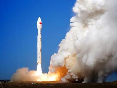 China launches satellites into space for low-orbit internet system