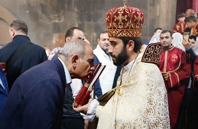 «Իրավունք». Ստյոպա Ասատրյանին իշխանավորները վստահեցրել են՝ «վարձքդ մեծ ա լինելու, չմտածես»