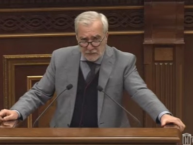 Հայաստանի ԱԺ-ի նիստում քննարկվում են Պաշտպանության նախարարության և տարբեր իրավապահ մարմինների կարիքների համար ծախսերը