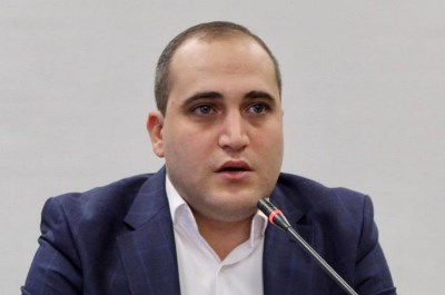 Նարեկ Սամսոնյանին ձերբակալեցին ու տարան քննչական. Փաստաբան
