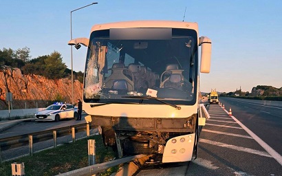 Հունաստանում վթարի է ենթարկվել զբոսաշրջիկներ տեղափոխող ավտոբուսը․ տուժել է վեց մարդ