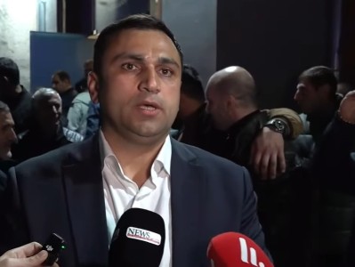 Мехакян: Пашинян не напрямую, а через коллег передал поздравления