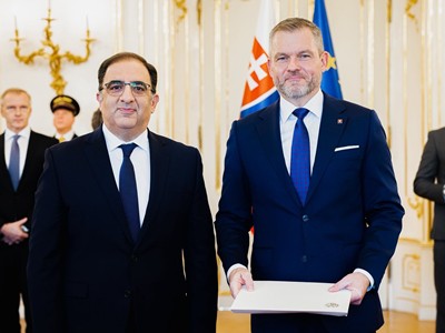 Դեսպան Հովհաննիսյանն իր հավատարմագրերն է հանձնել Սլովակիայի նախագահին