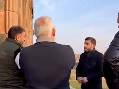 «Դու ստախոս նիկոլապաշտ ես, պղծել ես եկեղեցին». Քաղաքացիները՝ կարգալույծ Ստեփան Ասատրյանին